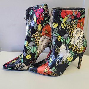 Cape Robbin multi-color zippered high heel boots size 7M